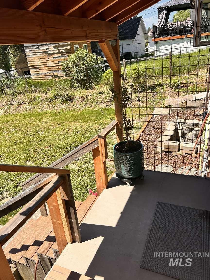 105 N Pine St Property Photo 28