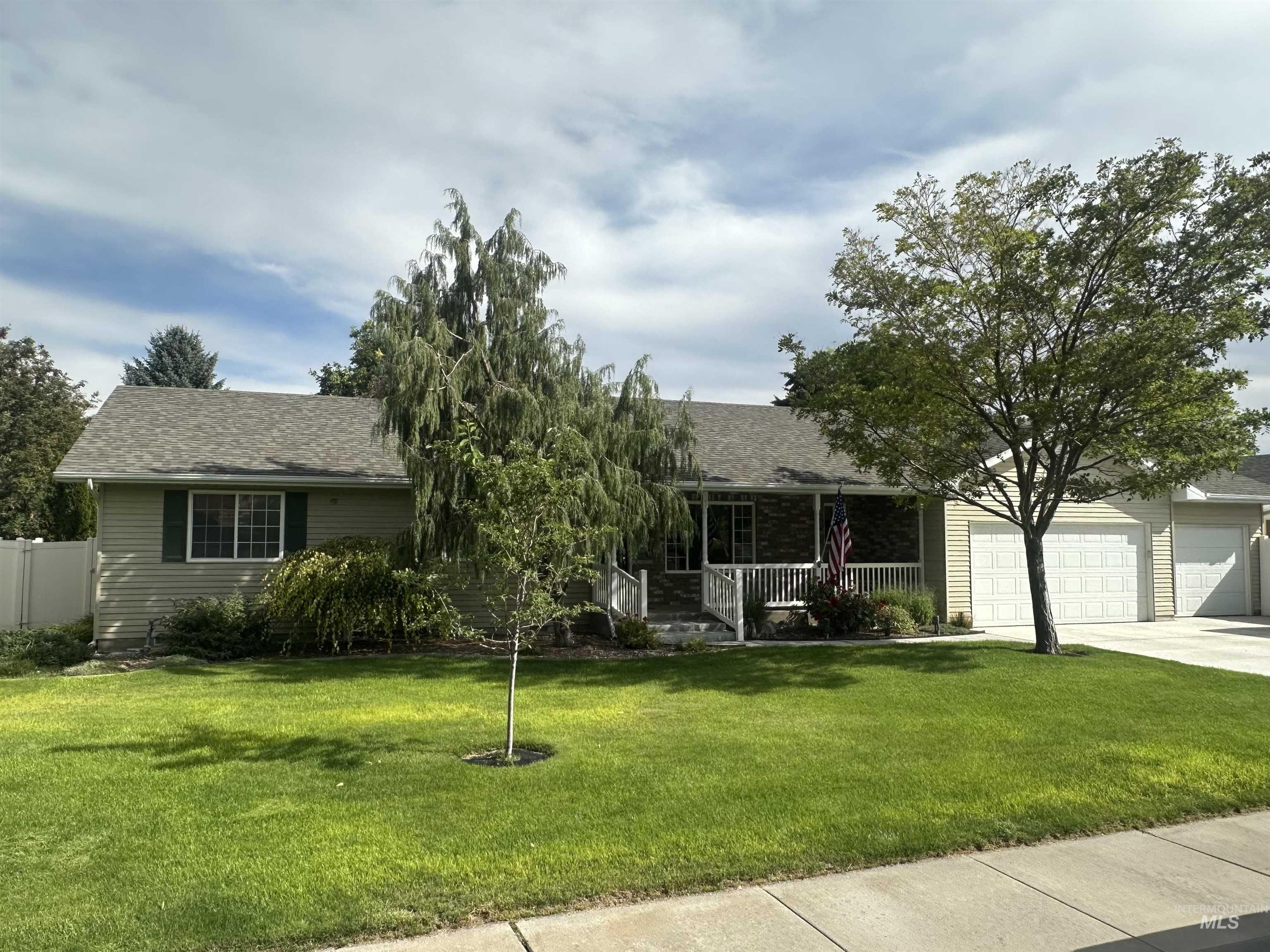 2508 Eastgate Dr Property Photo 1