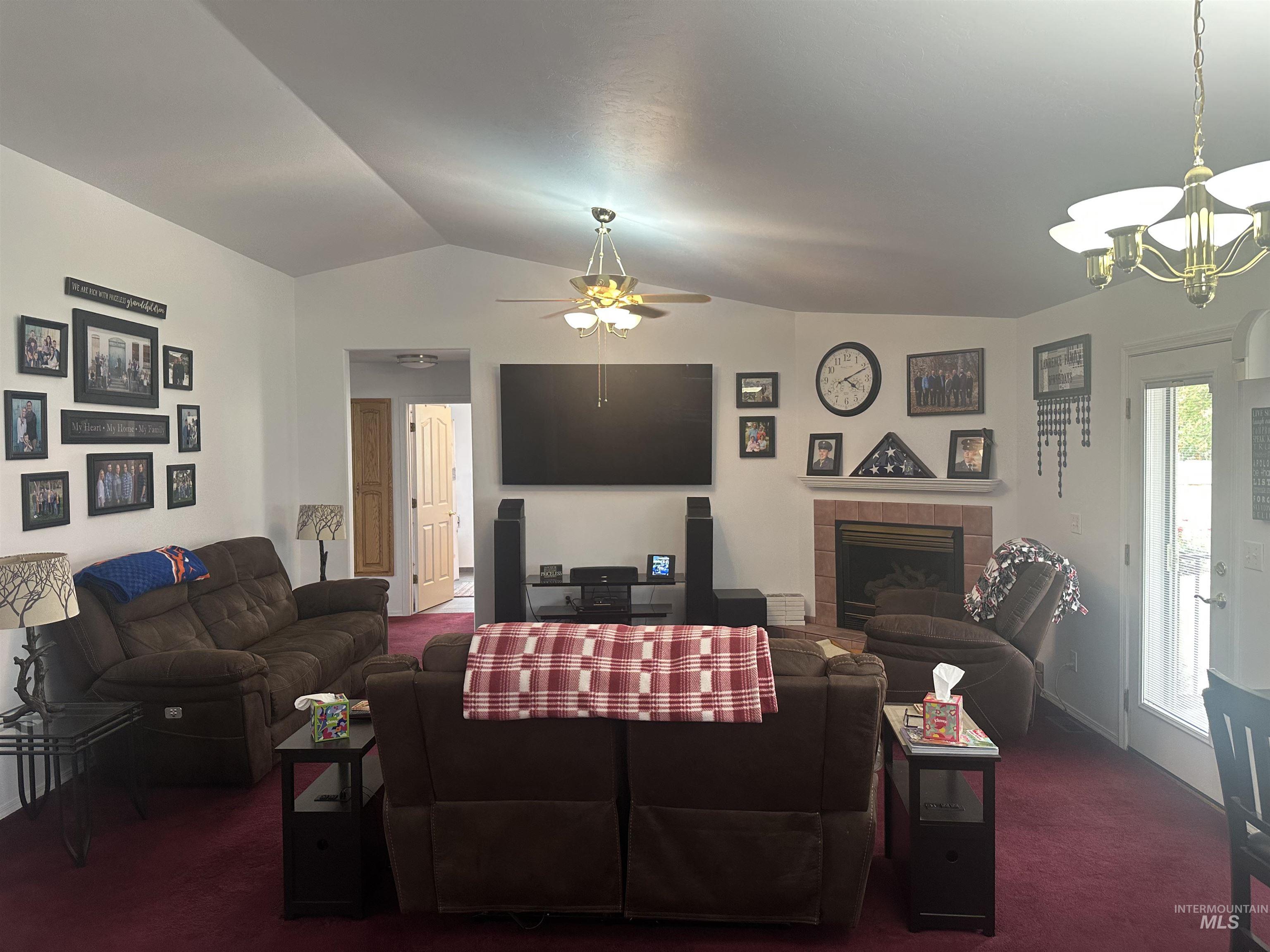2508 Eastgate Dr Property Photo 3