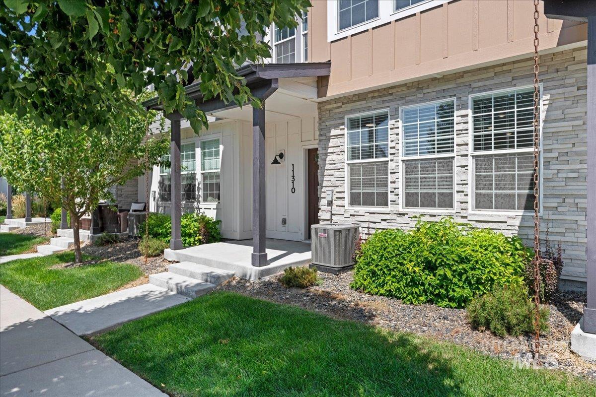 11310 W Knightsbridge Ct Property Photo 6