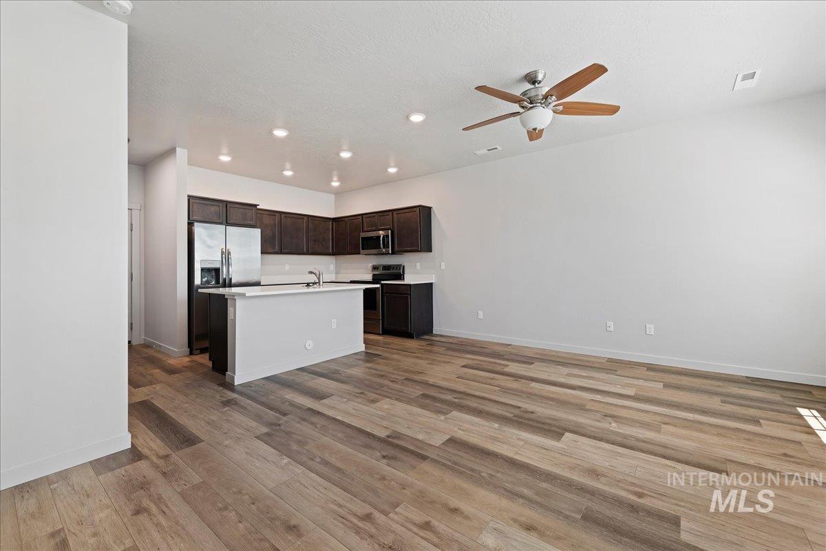 11310 W Knightsbridge Ct Property Photo 7