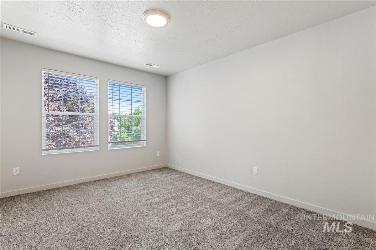 11310 W Knightsbridge Ct Property Photo 17
