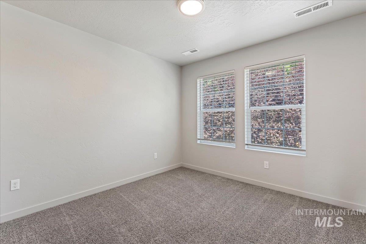 11310 W Knightsbridge Ct Property Photo 18