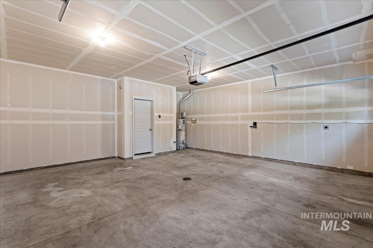 11310 W Knightsbridge Ct Property Photo 28