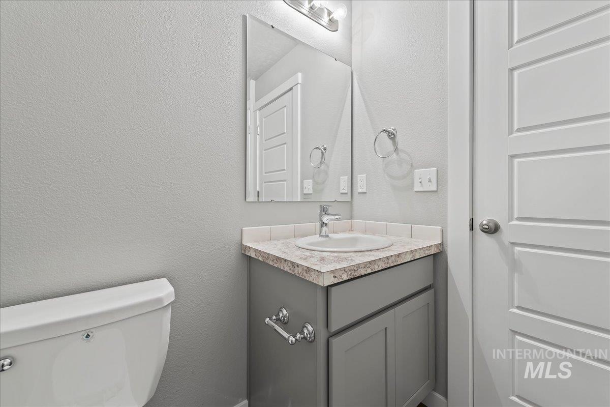 2483 E Goldstone St Property Photo 21
