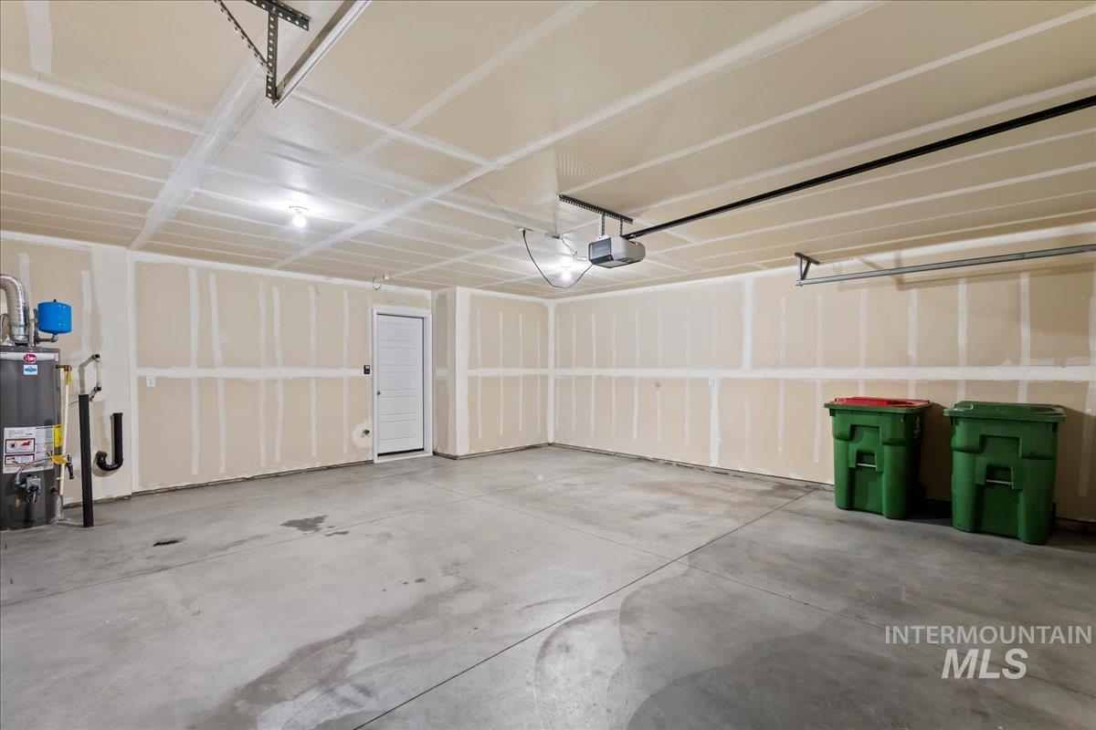 2483 E Goldstone St Property Photo 24