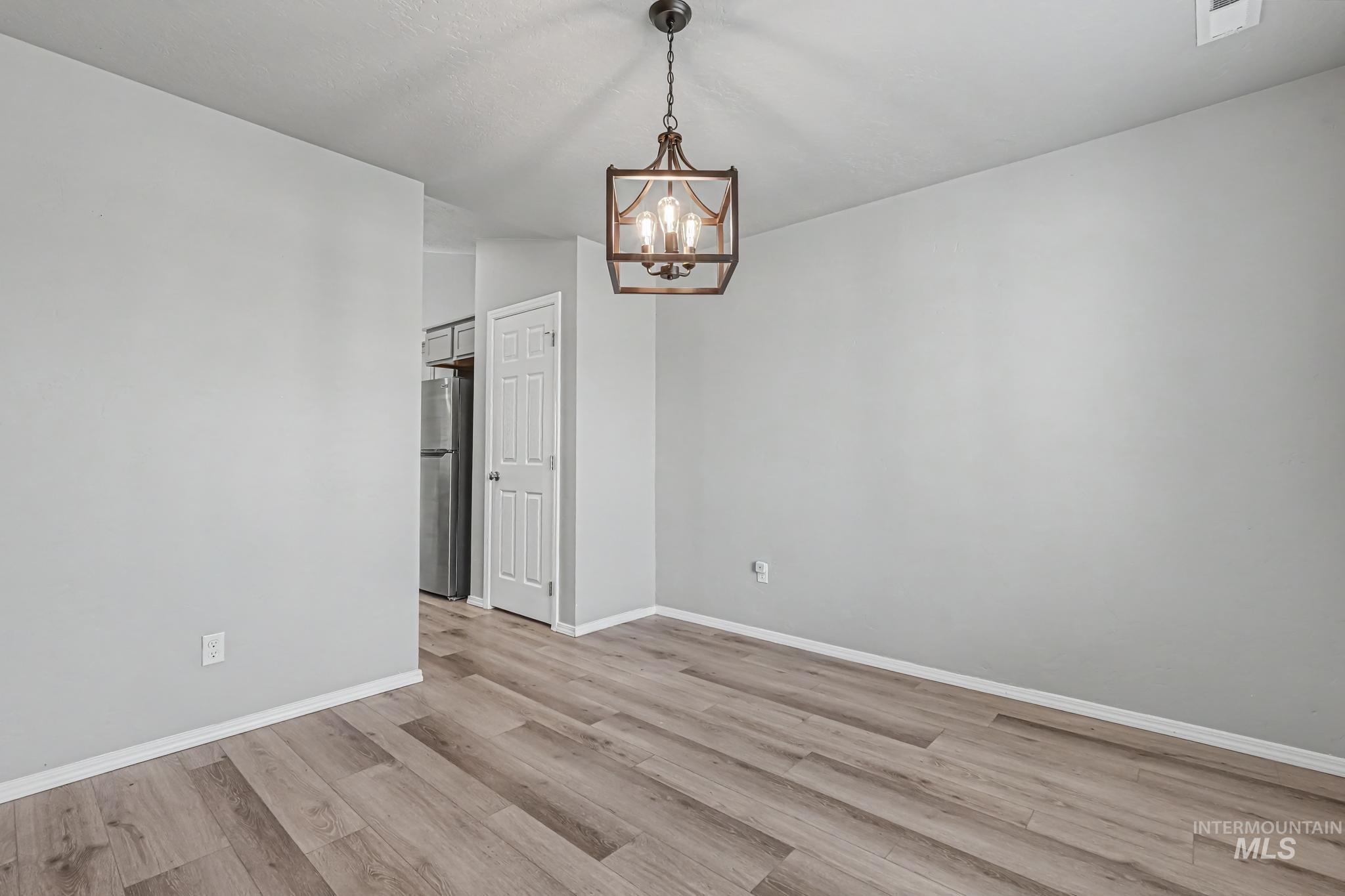 2233 W Trout Lily St Property Photo 9