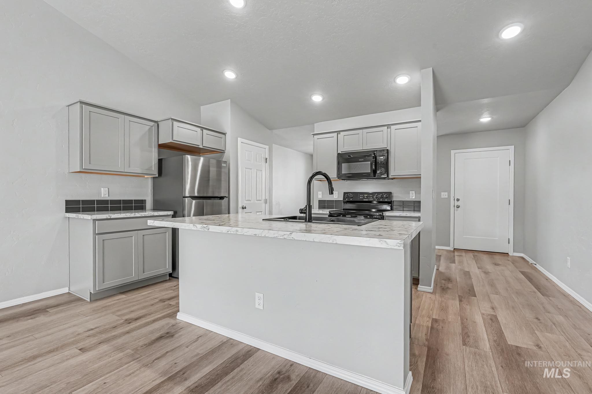 2233 W Trout Lily St Property Photo 11