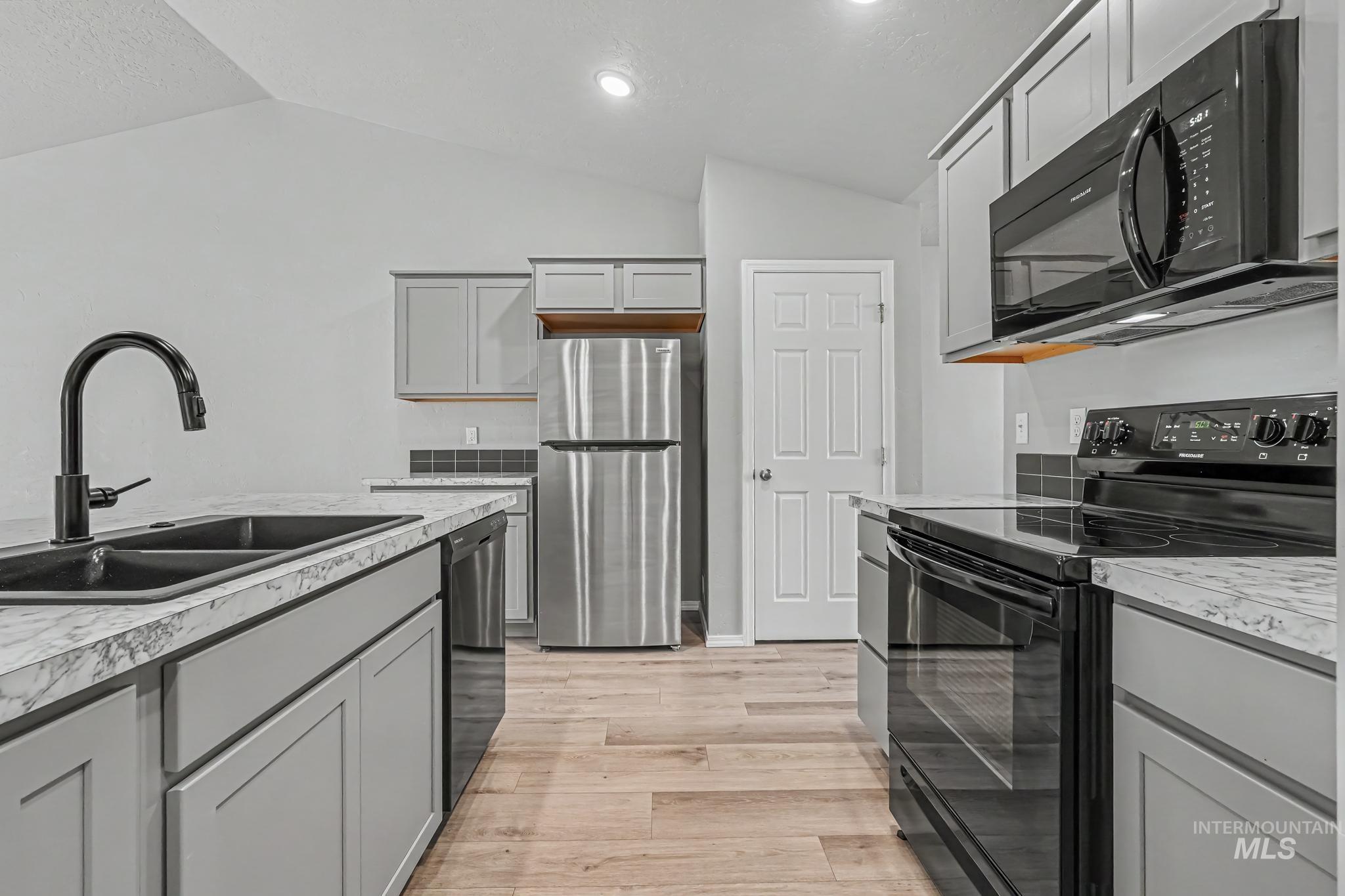 2233 W Trout Lily St Property Photo 12