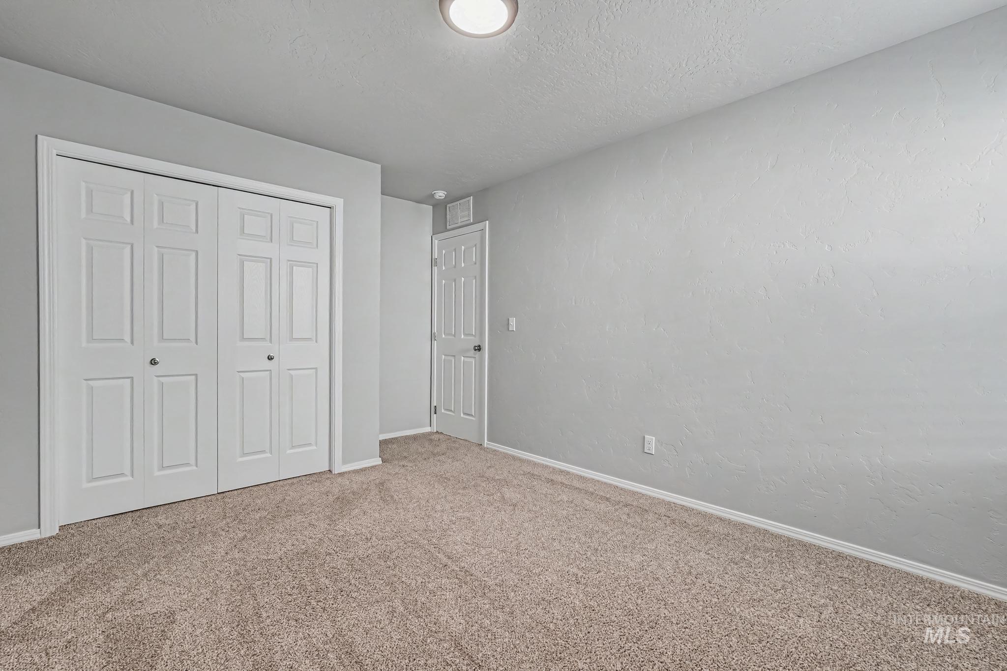2233 W Trout Lily St Property Photo 29
