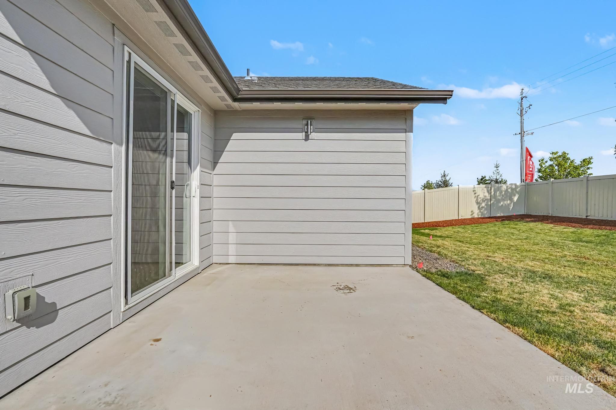 2233 W Trout Lily St Property Photo 35