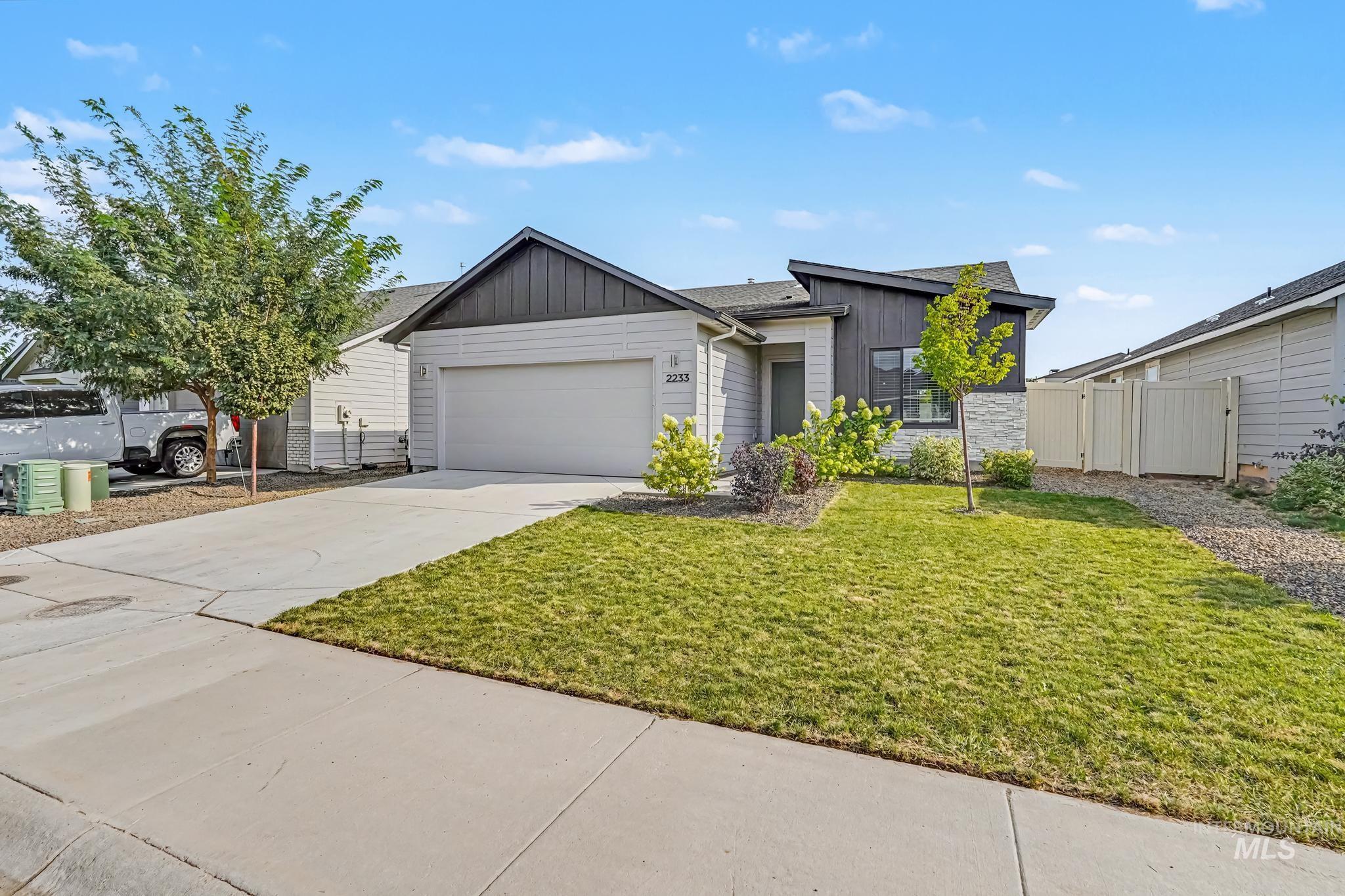 2233 W Trout Lily St Property Photo 38