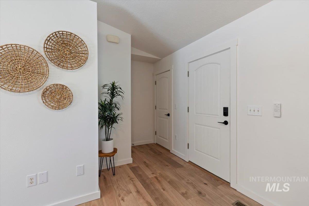11741 W Aldershot Property Photo 5
