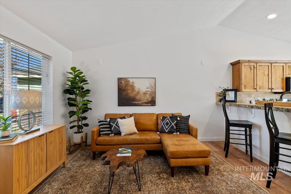 11741 W Aldershot Property Photo 7