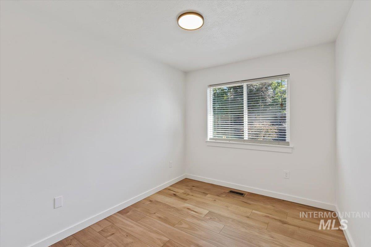 11741 W Aldershot Property Photo 13