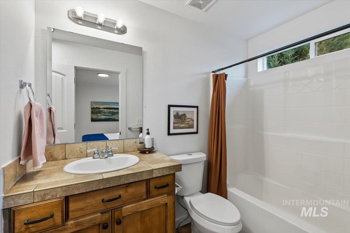 11741 W Aldershot Property Photo 21