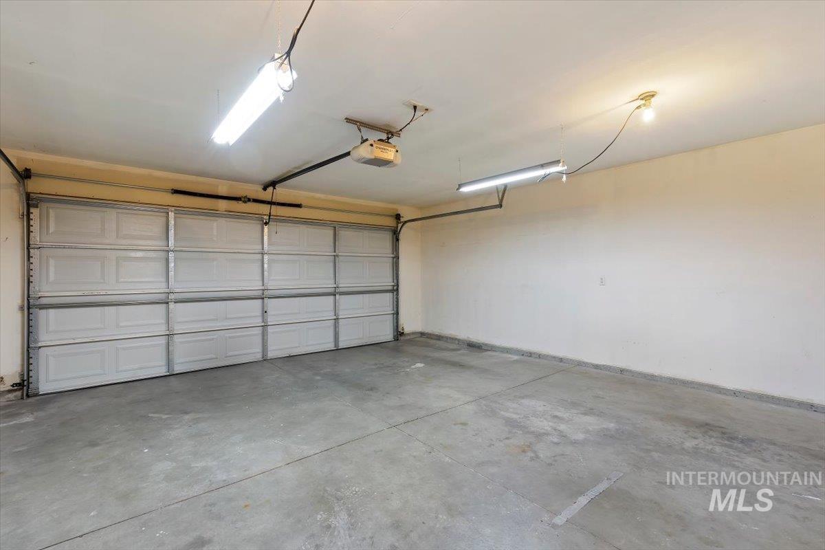 11741 W Aldershot Property Photo 26