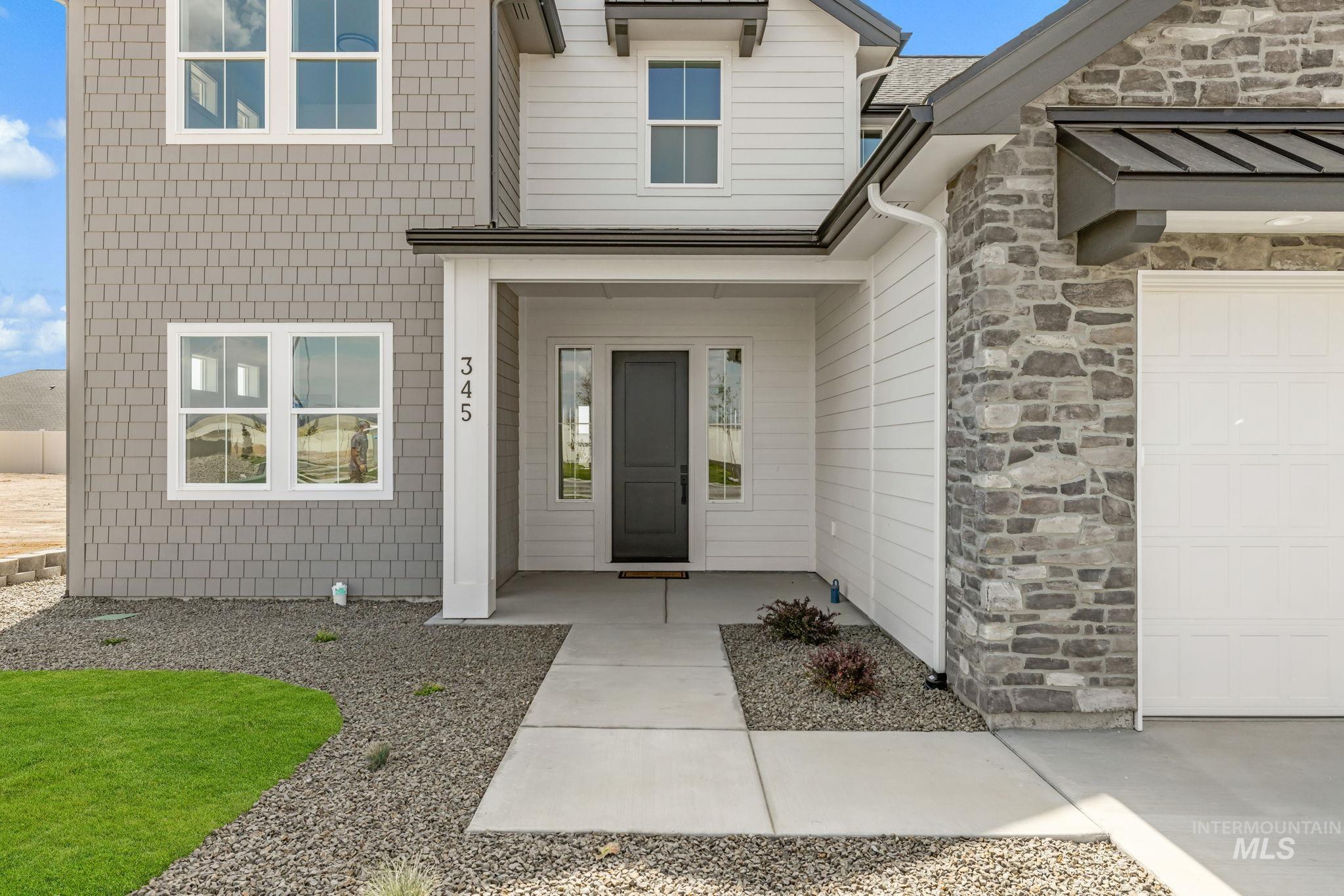 345 S Strut Way Property Photo 3