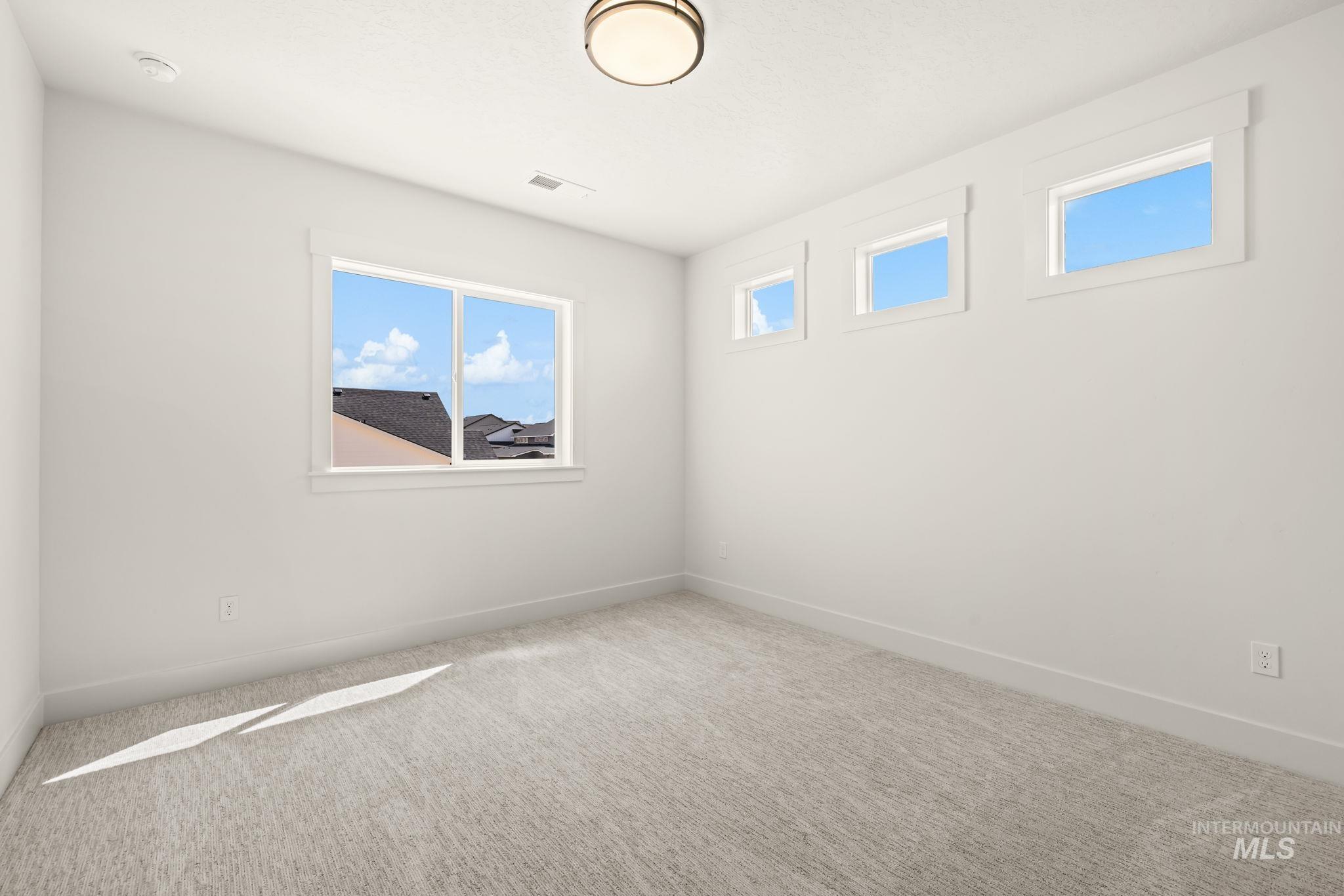 345 S Strut Way Property Photo 40
