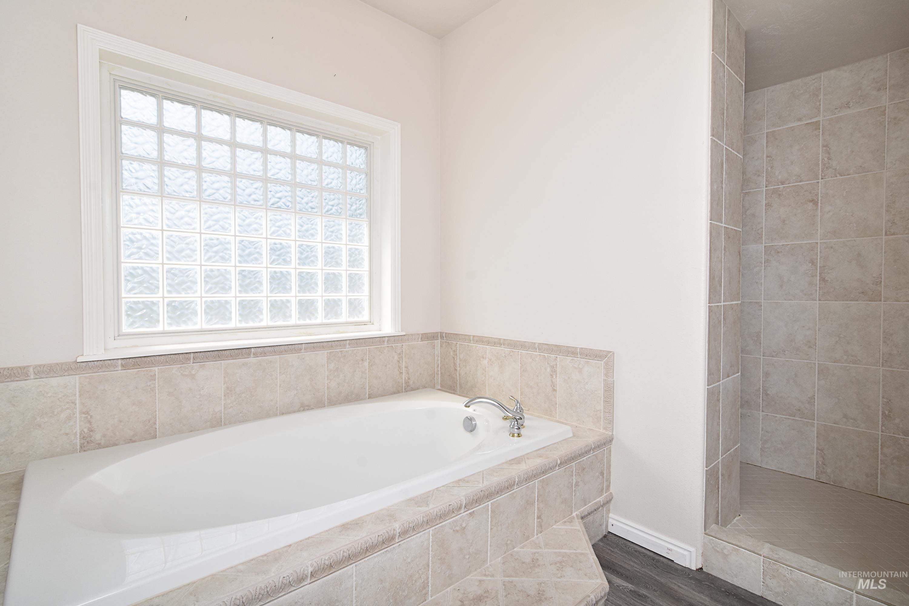 2060 Shelley Dr Property Photo 26