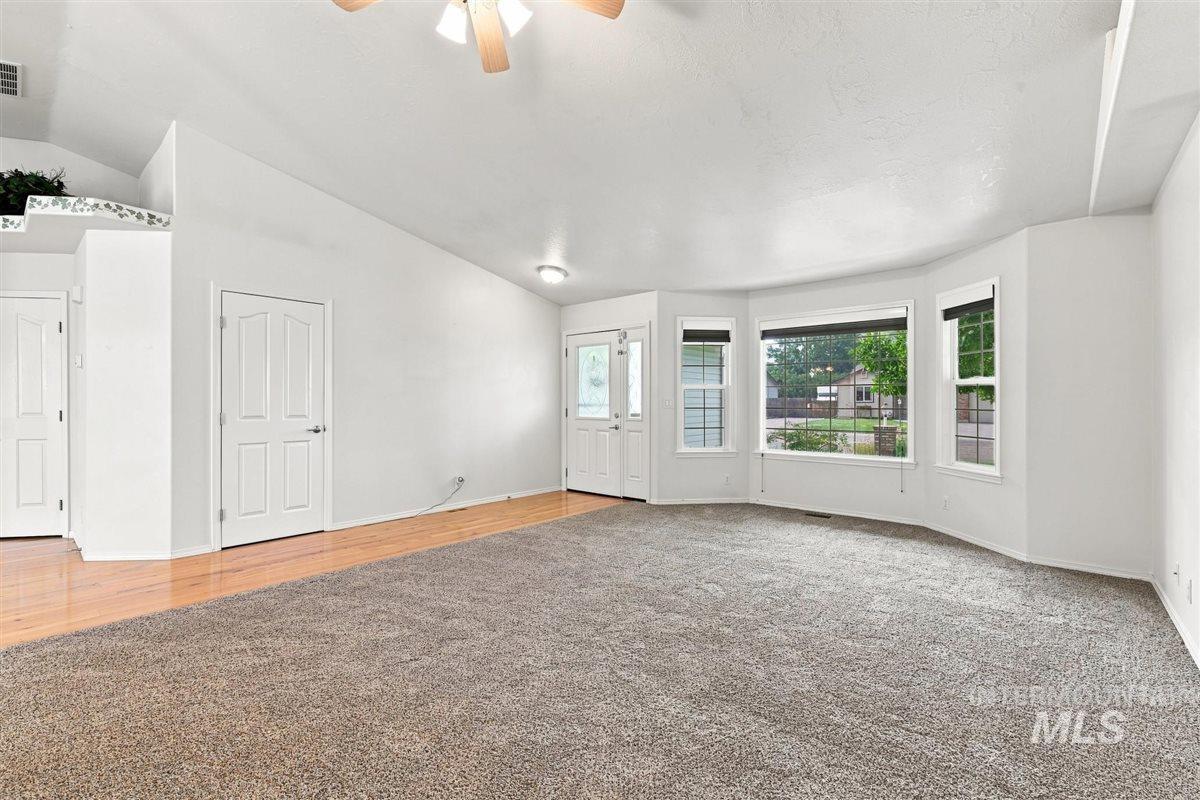 8798 W Mediterranean Ct. Property Photo 5