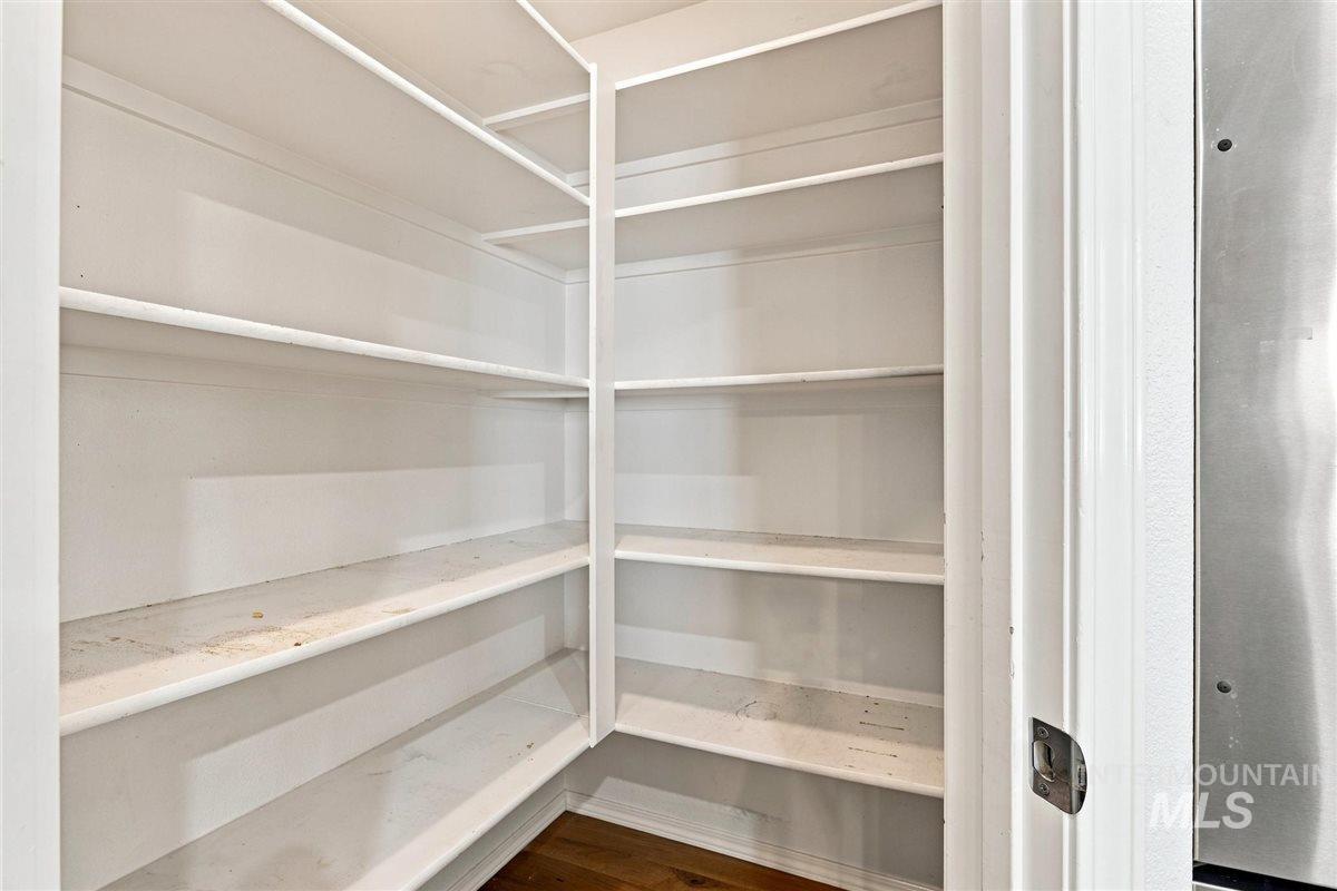 8798 W Mediterranean Ct. Property Photo 11