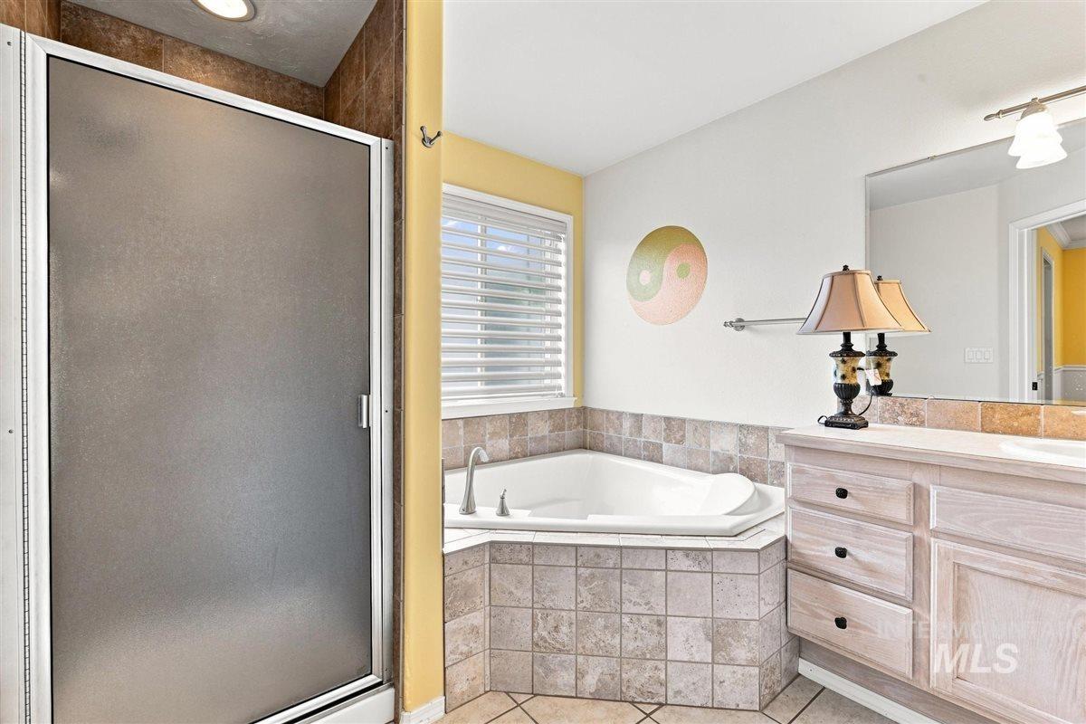 8798 W Mediterranean Ct. Property Photo 13