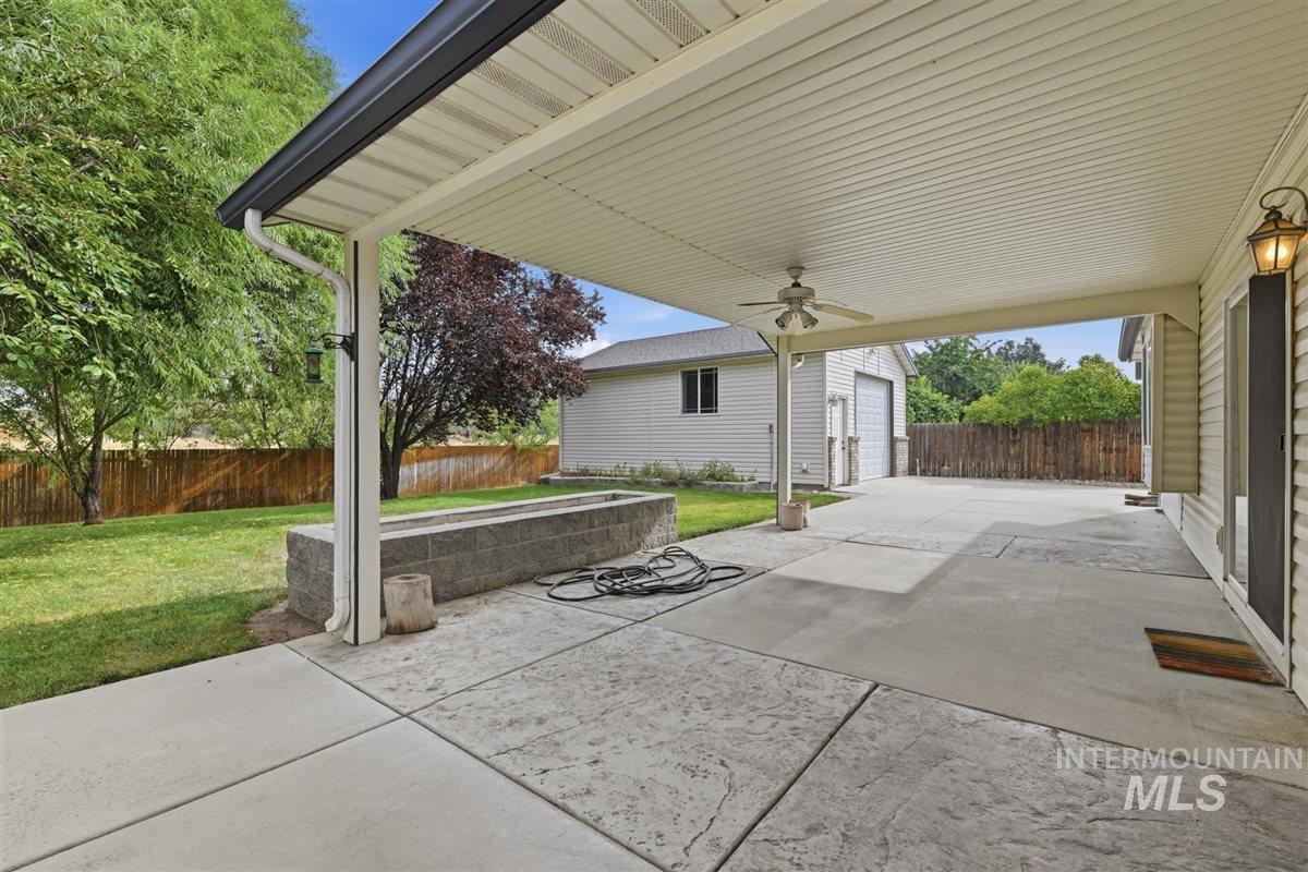 8798 W Mediterranean Ct. Property Photo 19