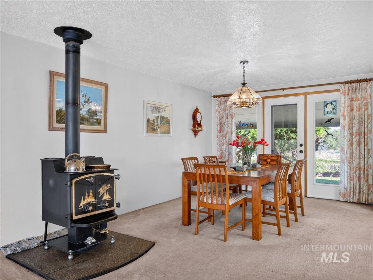 800 W South Slope Rd Property Photo 15
