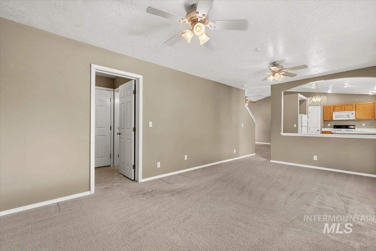 2624 S Stonehedge Dr. Property Photo 10