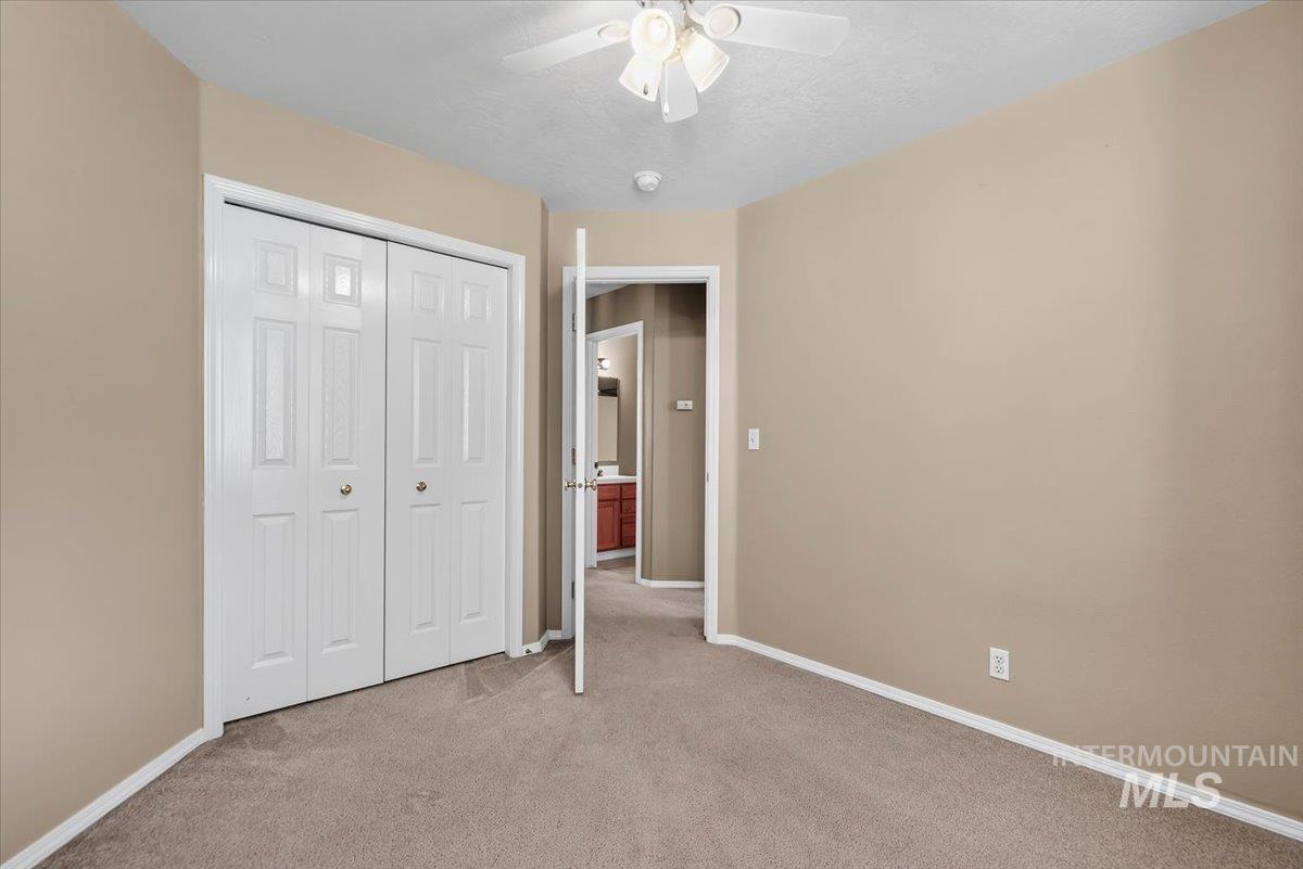 2624 S Stonehedge Dr. Property Photo 22