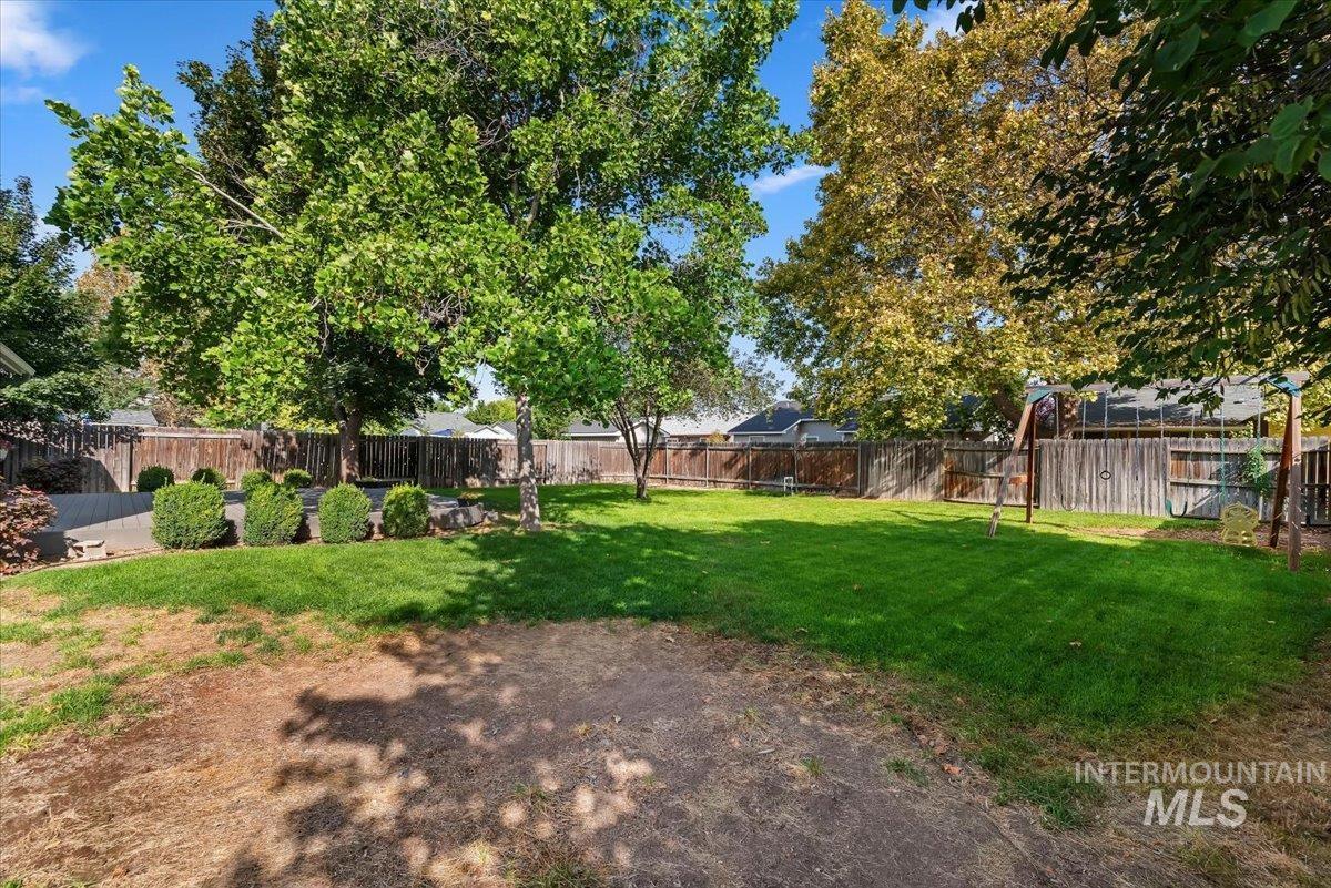 2624 S Stonehedge Dr. Property Photo 33