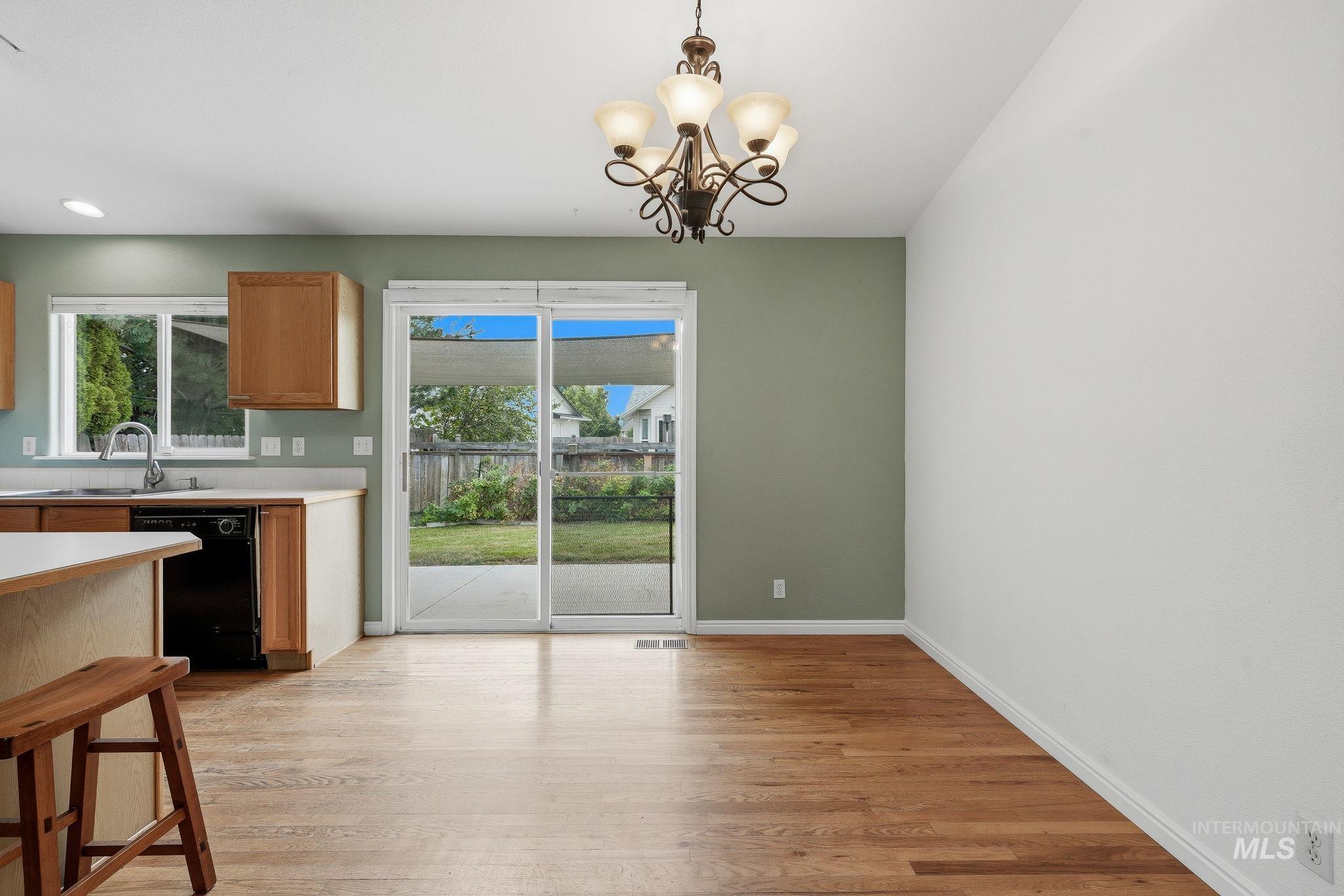 7437 W Tobi St Property Photo 11