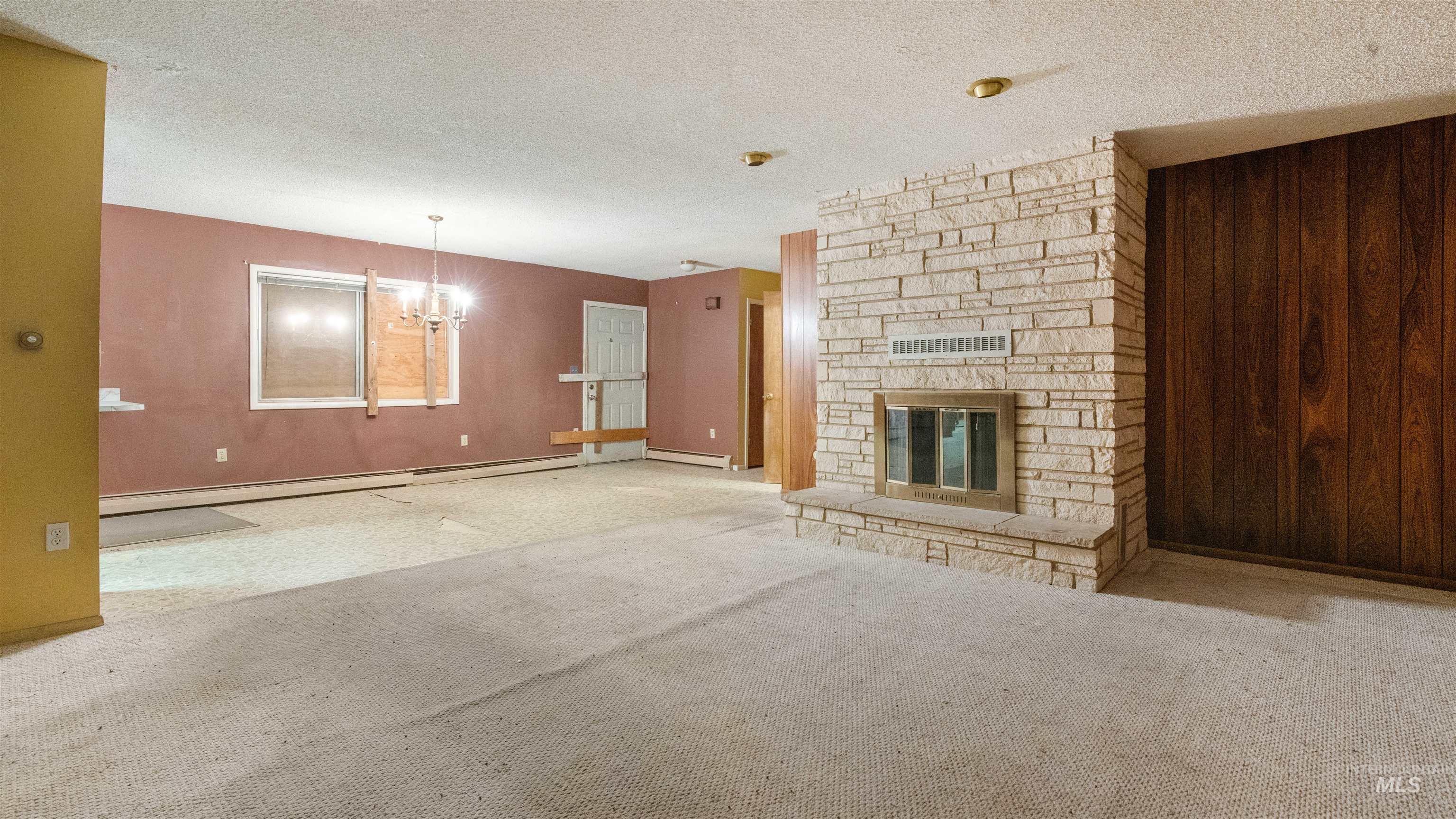 9520 W Knottingham Property Photo 14