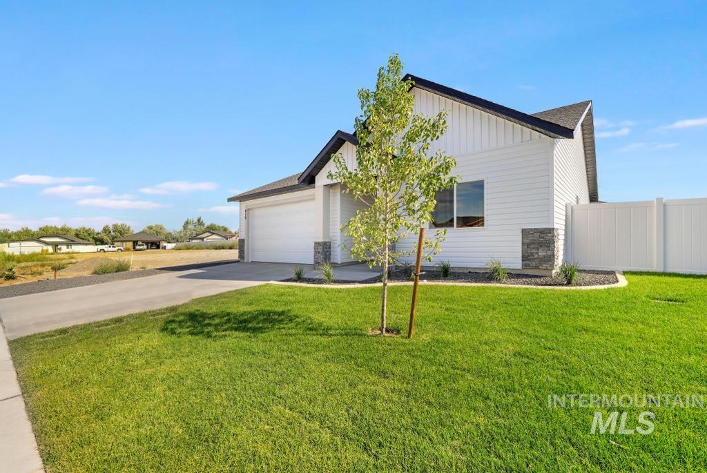 419 Rock Dove Loop Property Photo 3