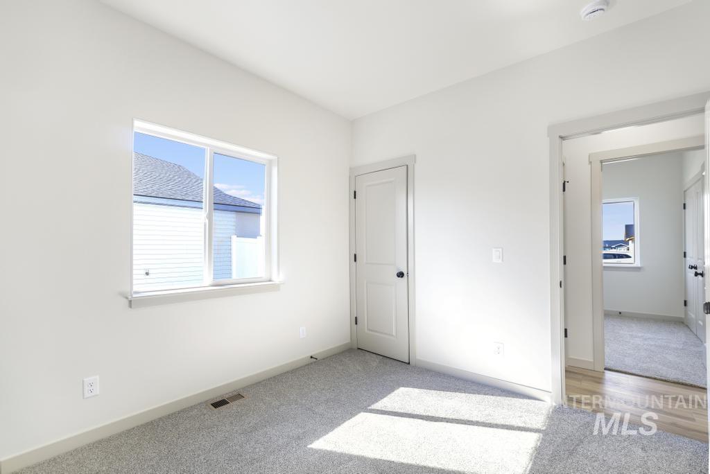 419 Rock Dove Loop Property Photo 9