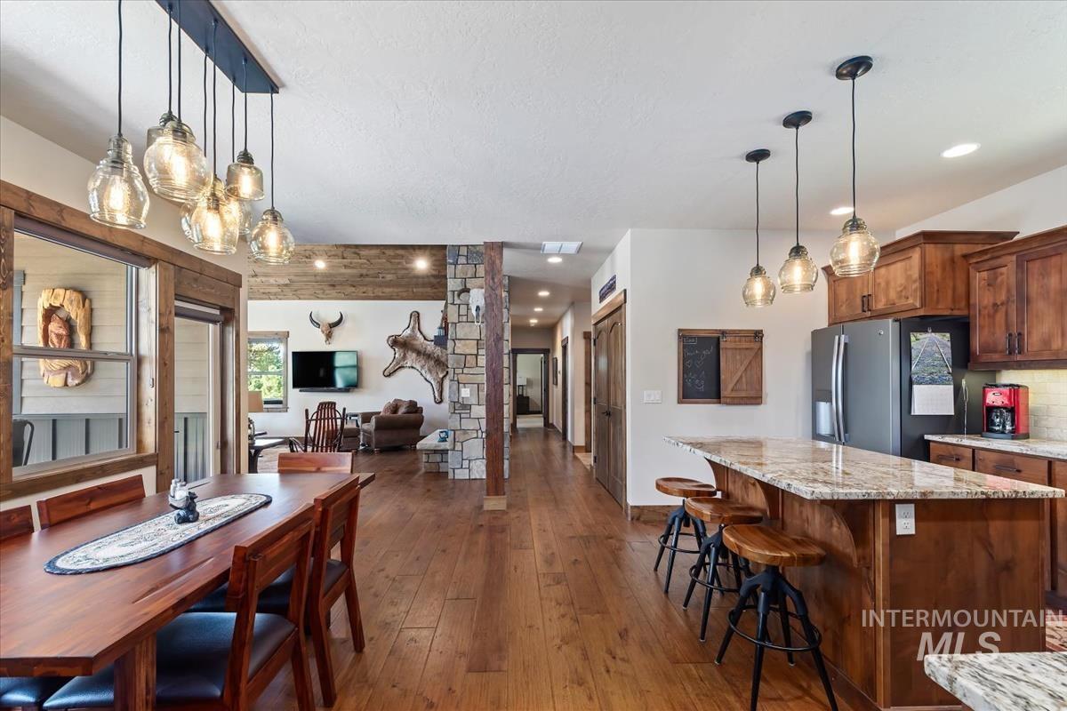 33 Sundance Property Photo 15