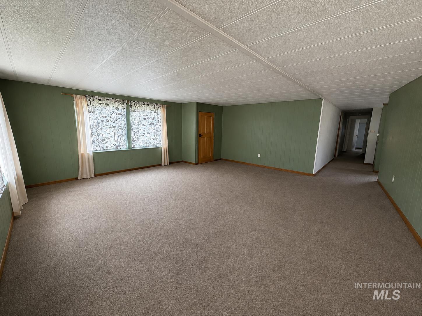 3762 N 2200 E Property Photo 12