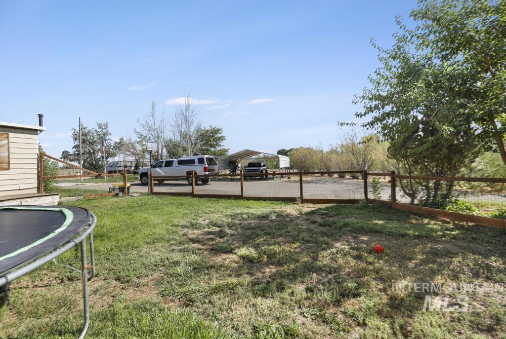 3762 N 2200 E Property Photo 21