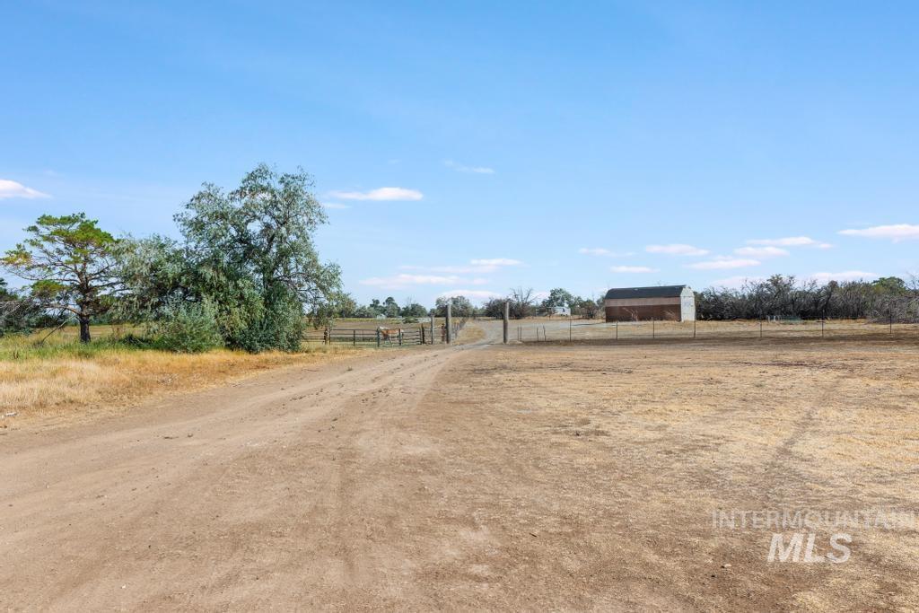 3762 N 2200 E Property Photo 23