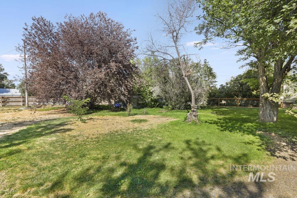 3762 N 2200 E Property Photo 27