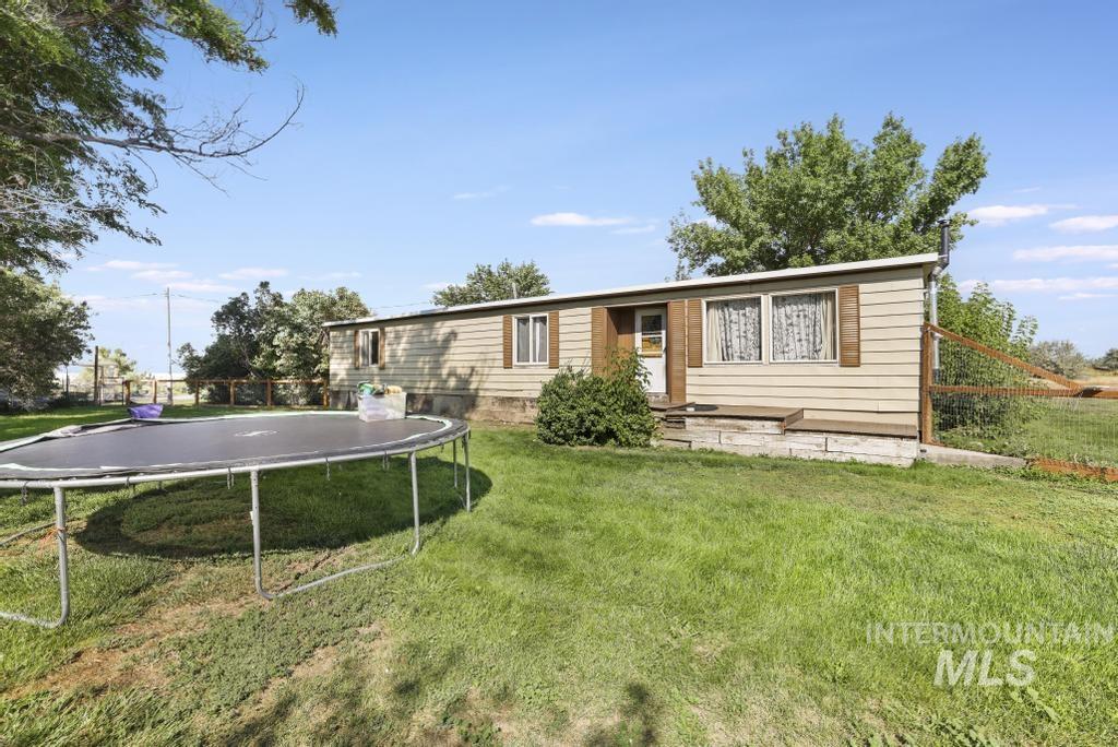 3762 N 2200 E Property Photo 28