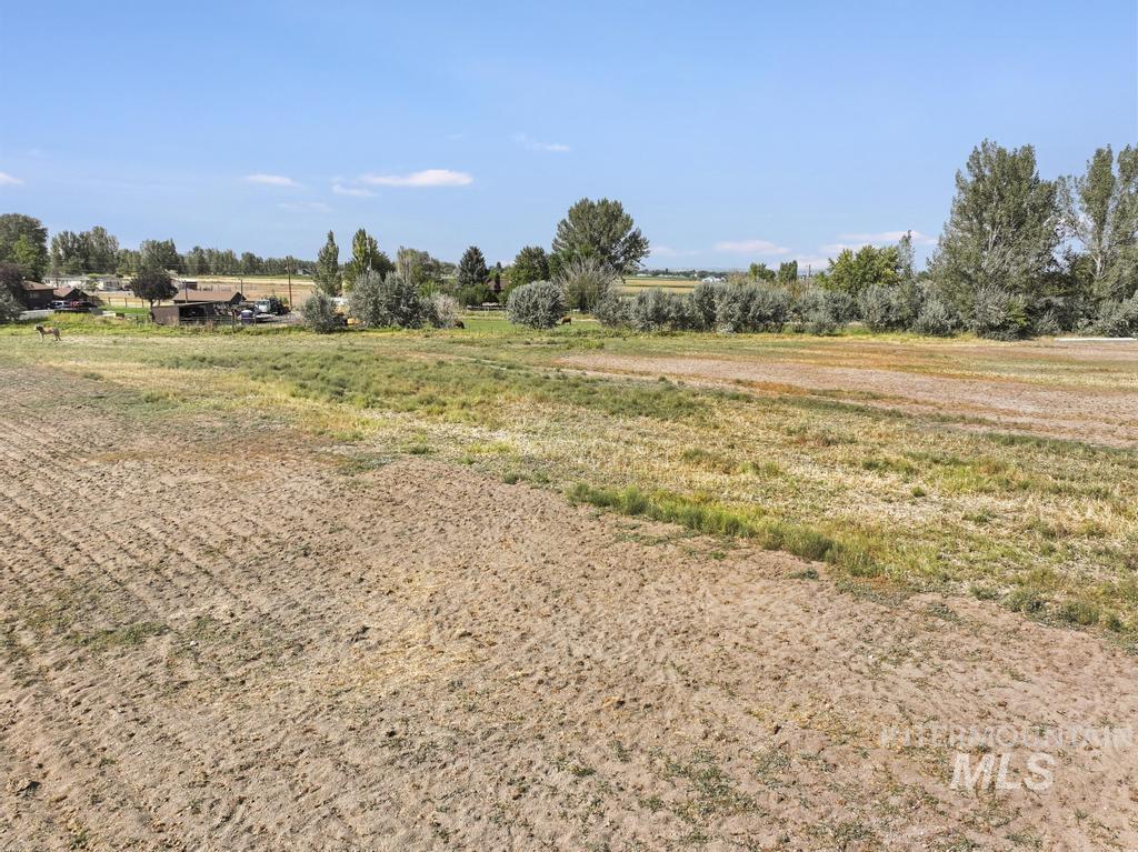 3762 N 2200 E Property Photo 35