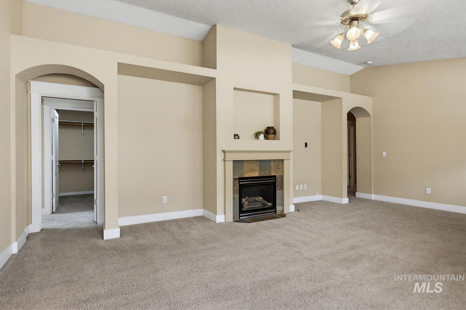 9702 W Amity Property Photo 7