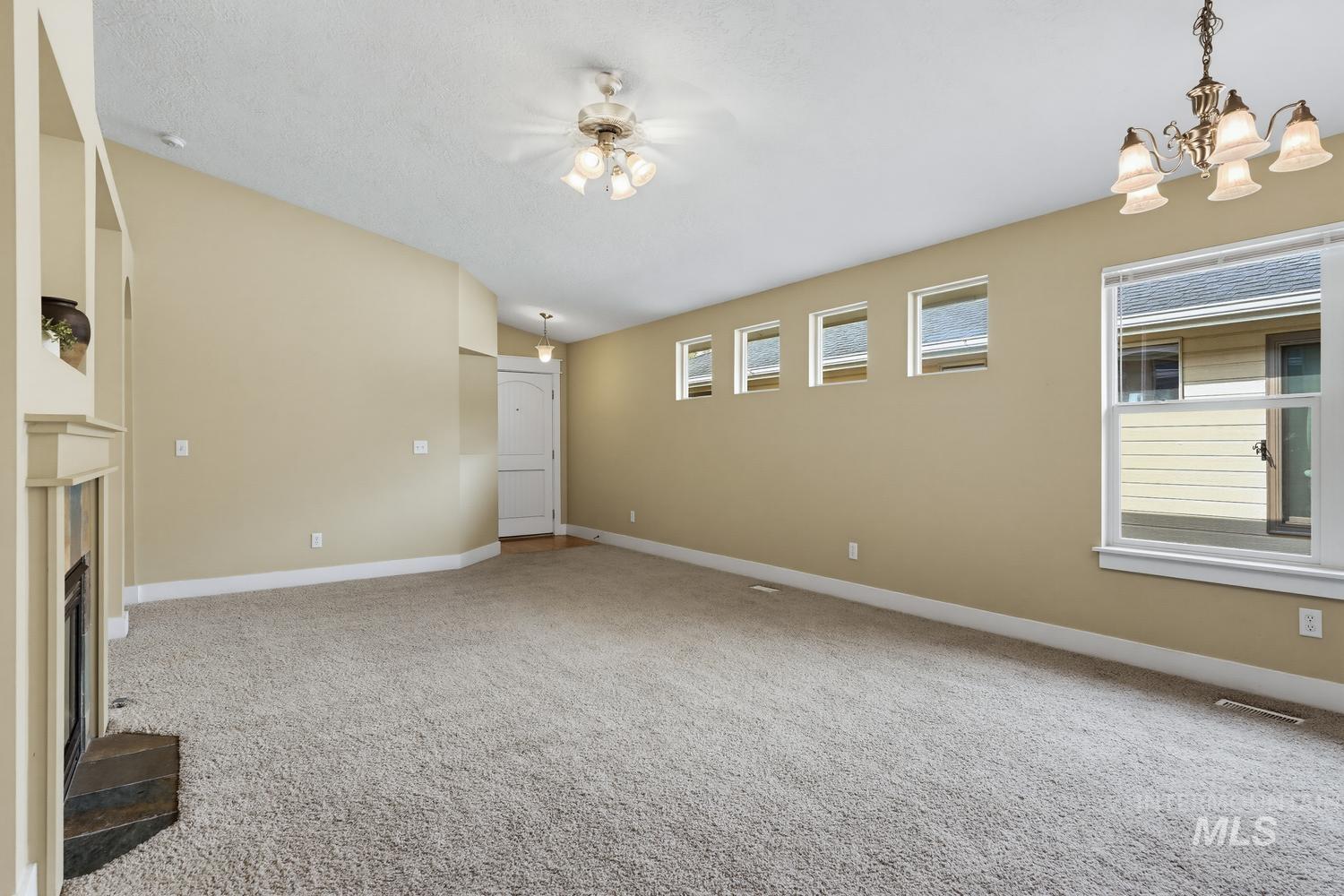 9702 W Amity Property Photo 8
