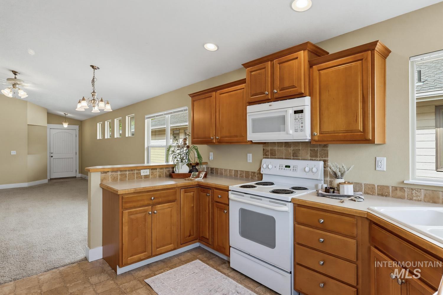 9702 W Amity Property Photo 12
