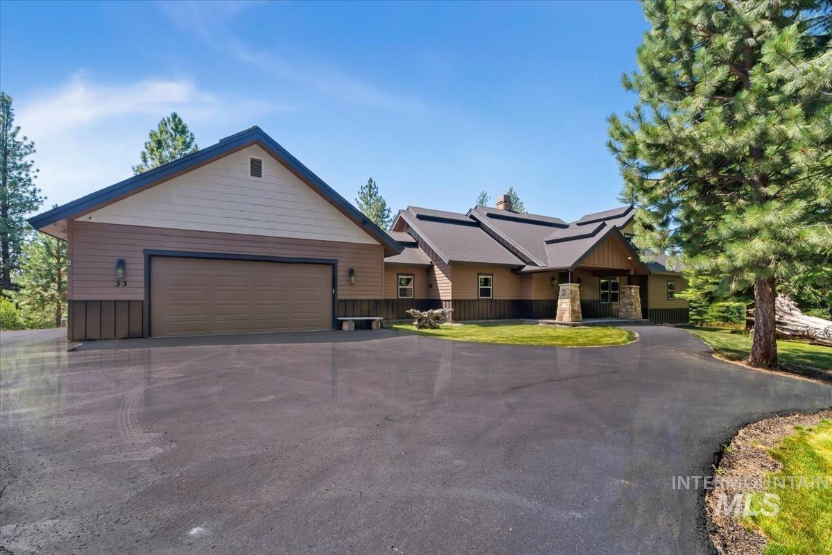 33 Sundance Property Photo 35