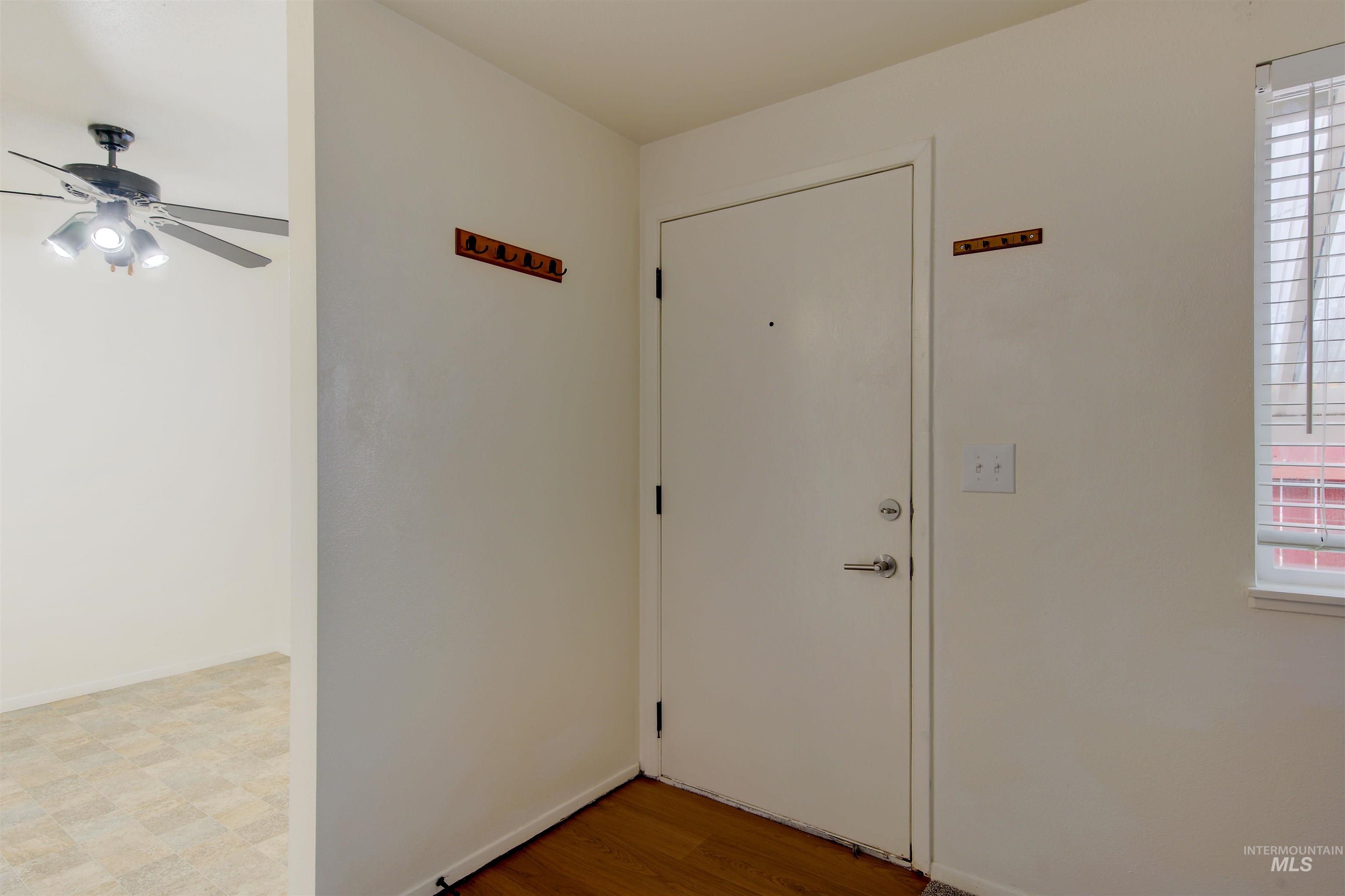 2708 Kerr Unit #1 & #2 Property Photo 8