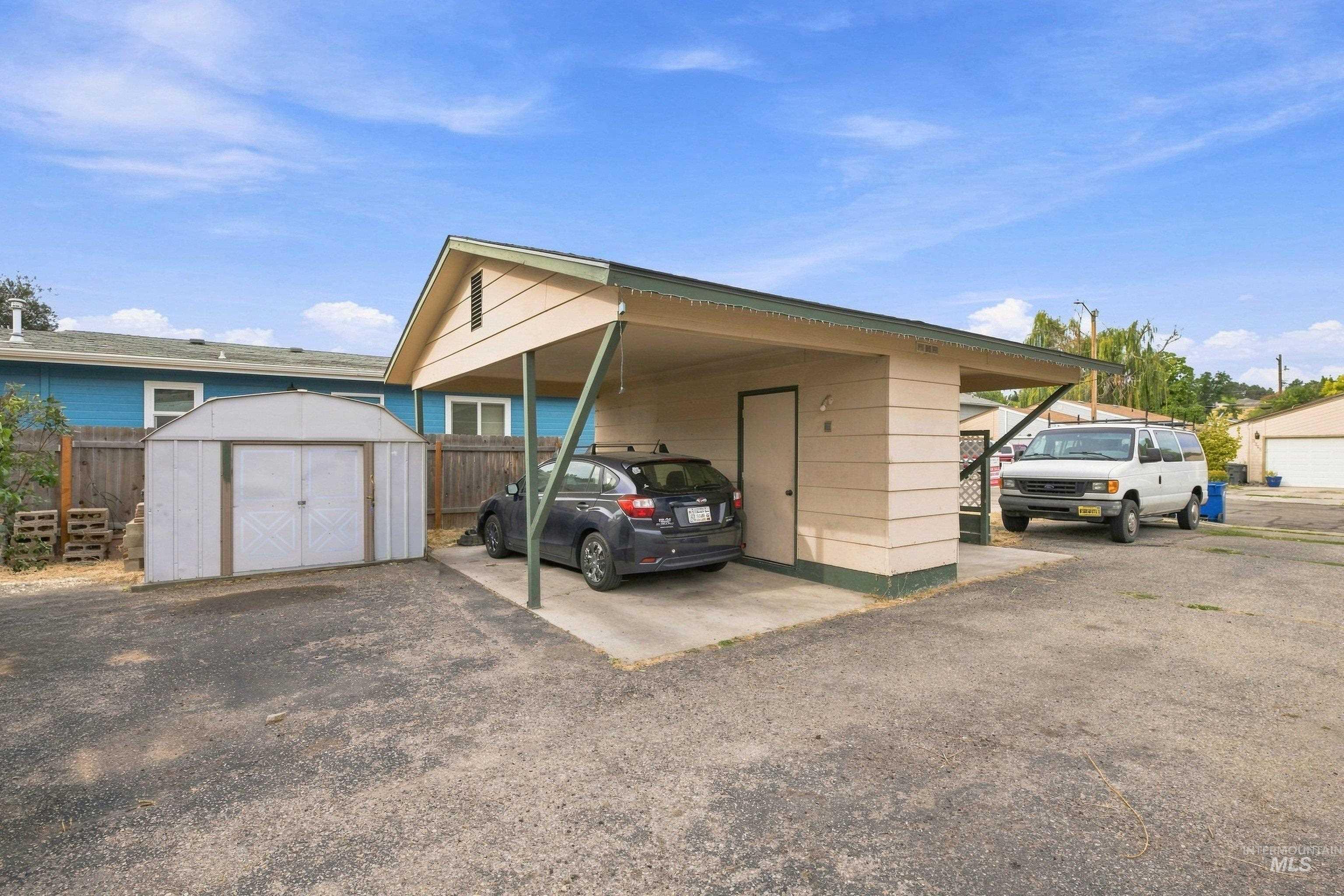 2708 Kerr Unit #1 & #2 Property Photo 32