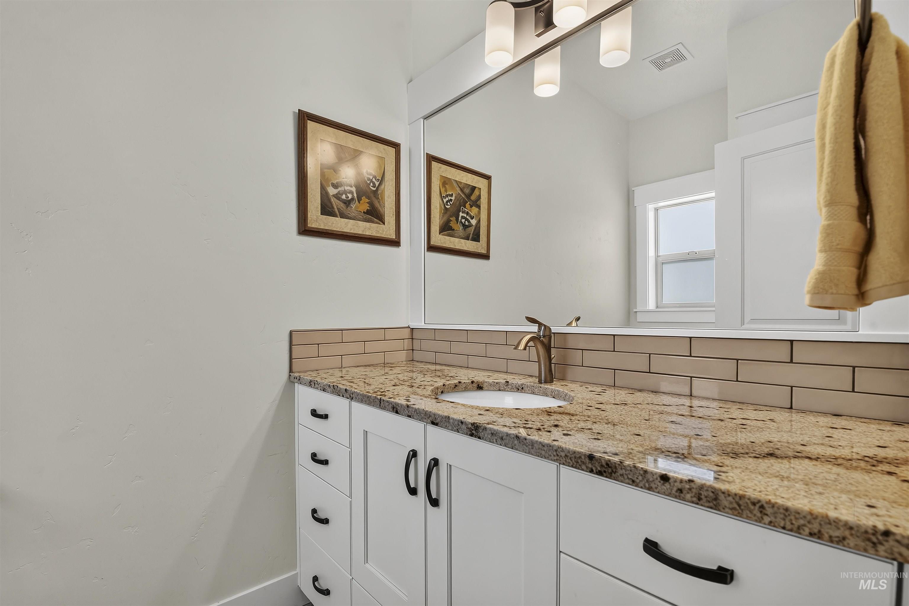 1833 N Monterossa Way Property Photo 22